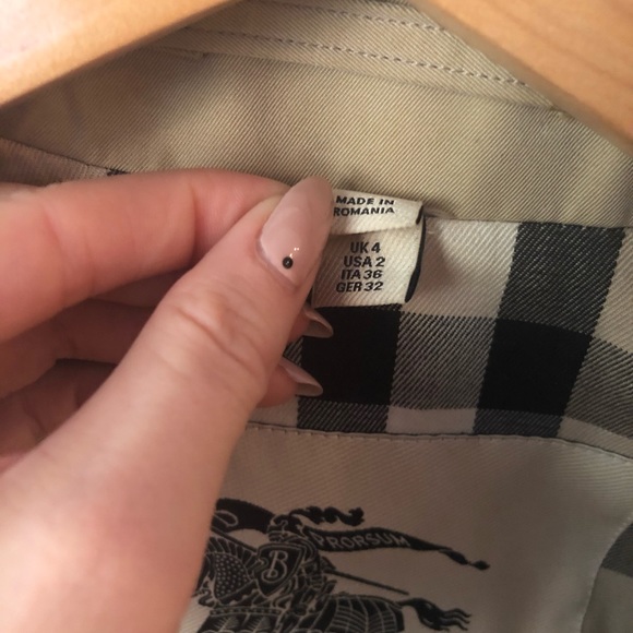 Burberry Trench Coat - Picture 7 of 8